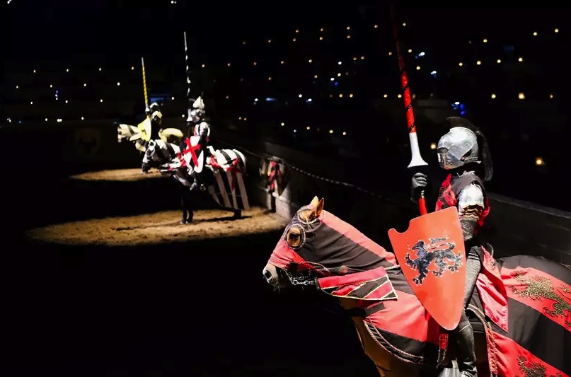 cupom desconto hoje na loja torneio medieval em toronto com jantar no canada