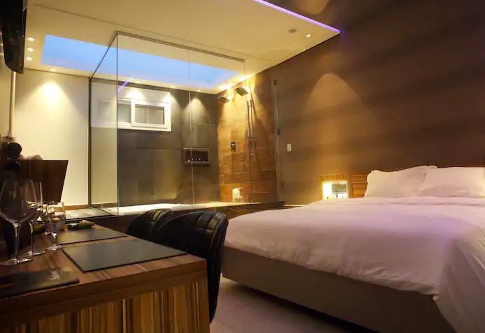 cupom desconto hoje na loja zaya motel premium  adults only